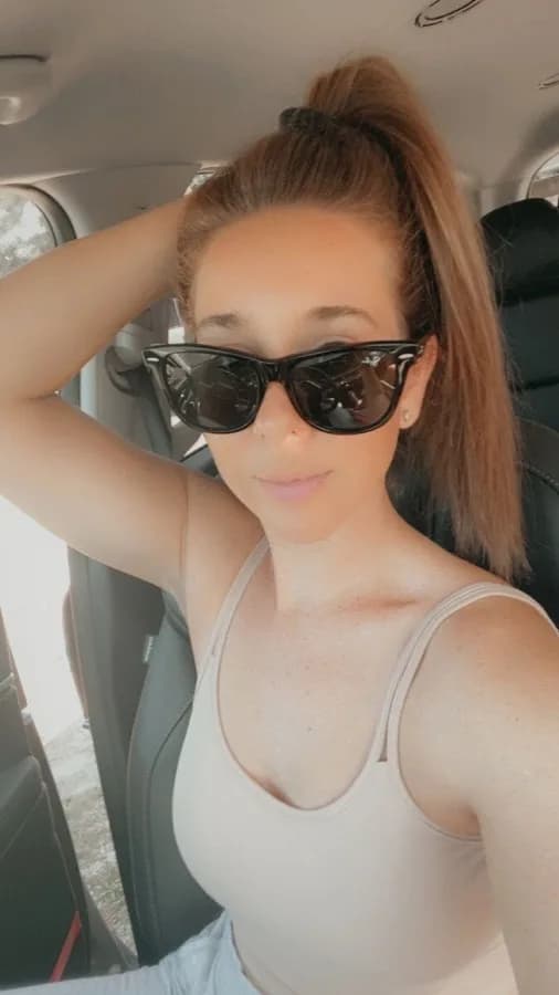 Brunetteb