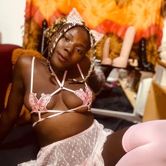 Dearsyana