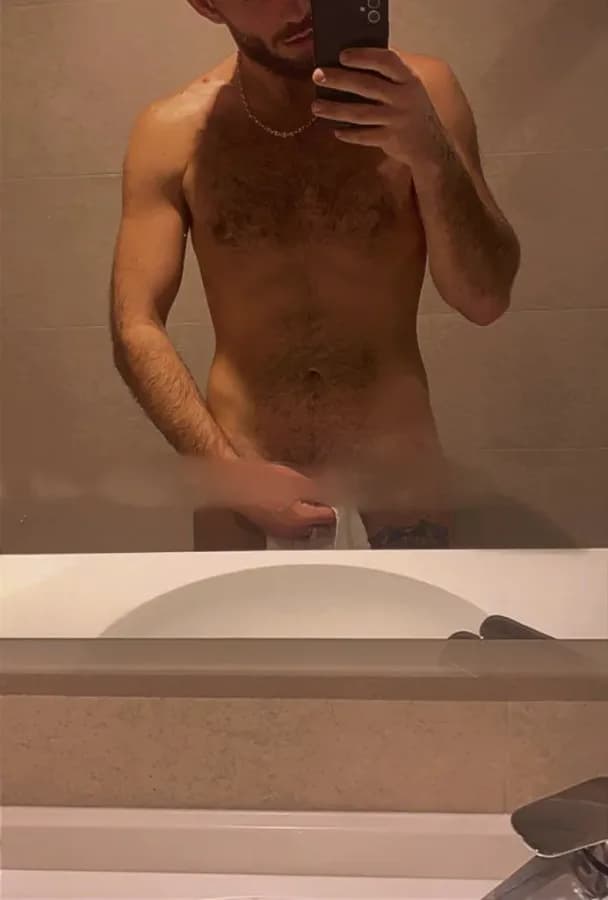 Frenchyhot_