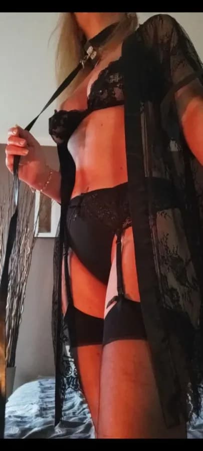 Hooters44
