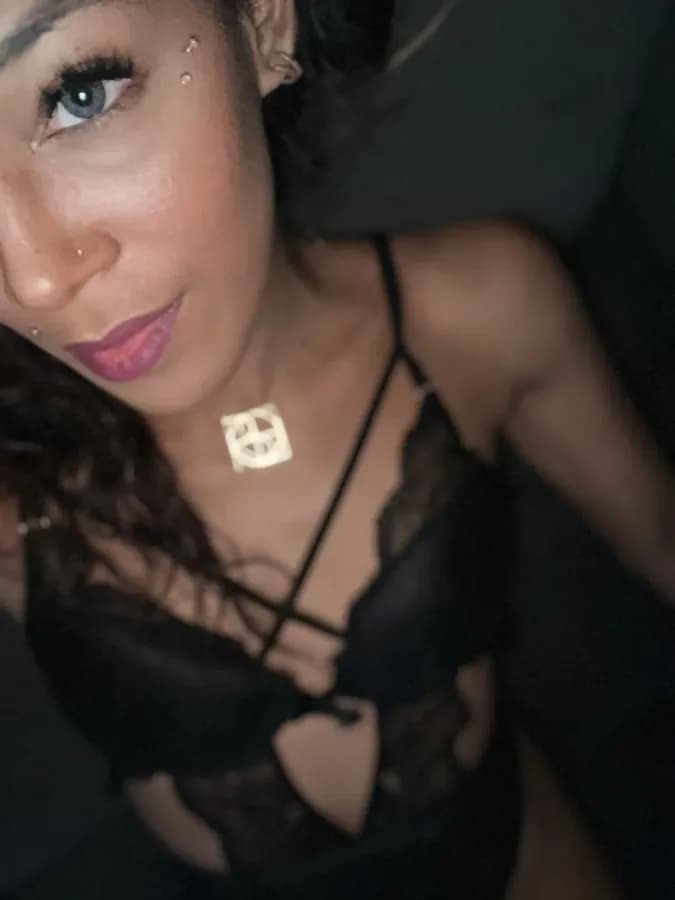 Hot_duo_intime