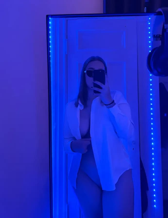Ju_x_nude