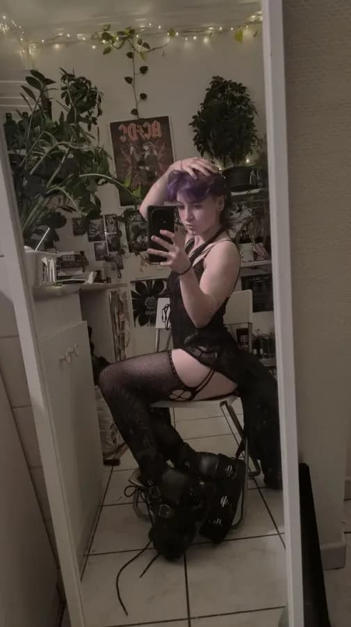 Lilredmoonn