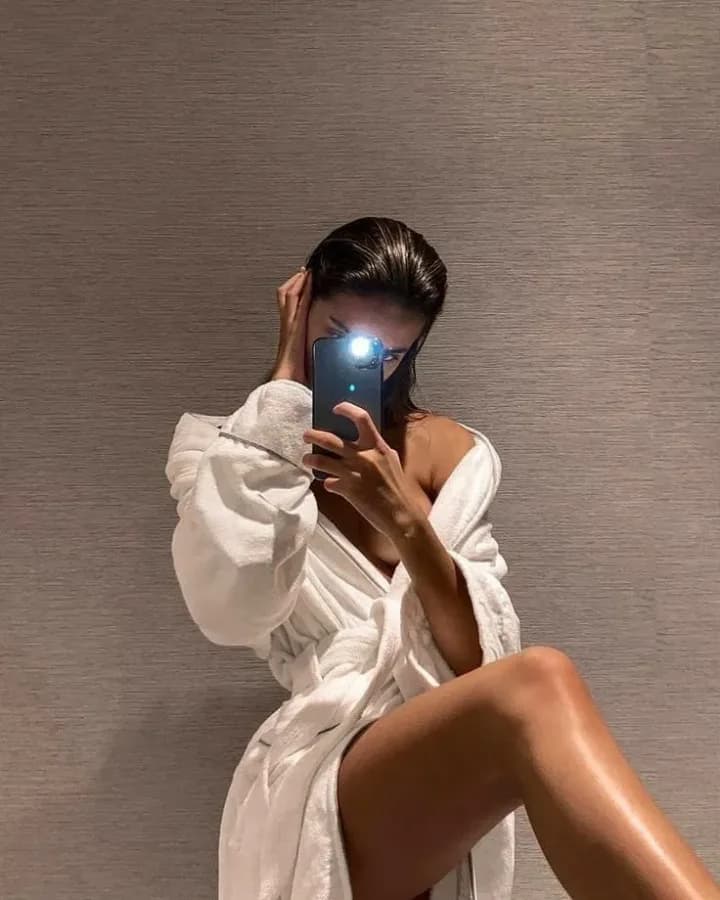 Melissana_esthx