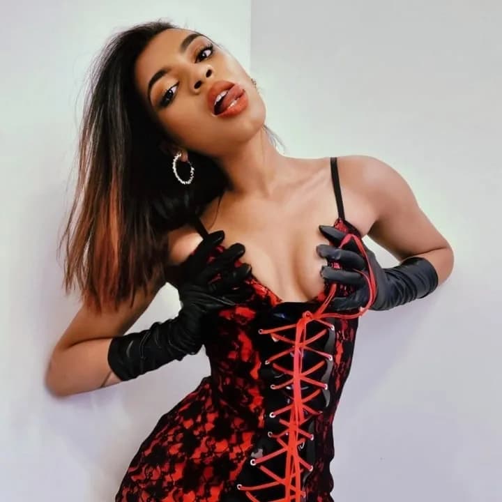 Qenmahogany