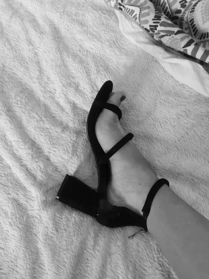 Chlosfeet